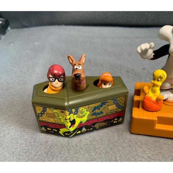 Vintage Scooby-Doo & Sylvester Tweety Collectible Happy Meal Toys Set - Picture 2 of 15